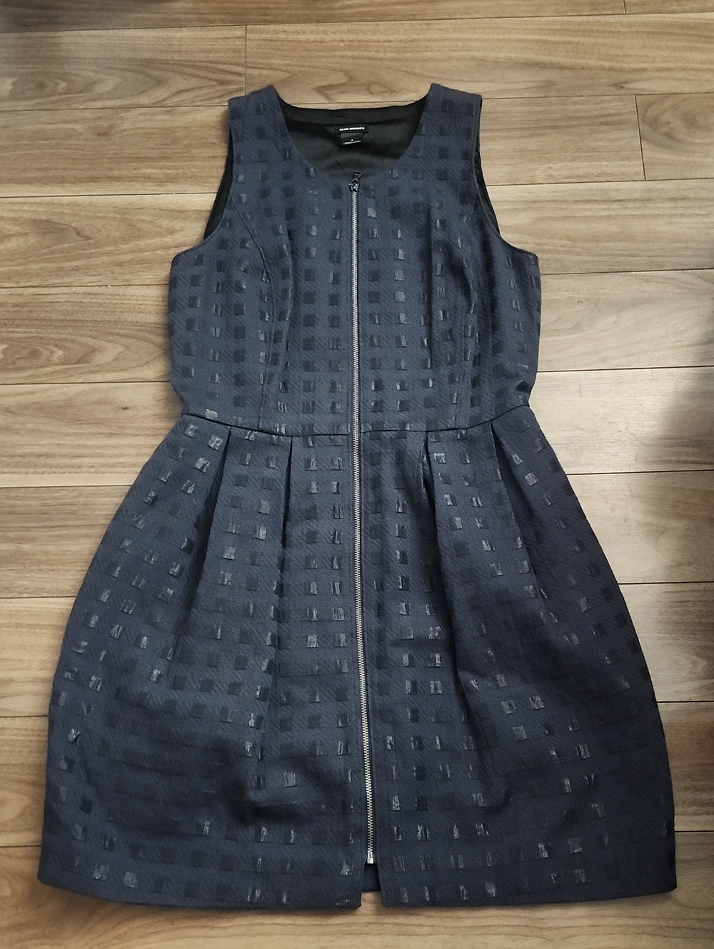 Club Monaco Dress, Classy Sleeveless Navy Textured Zip-Front